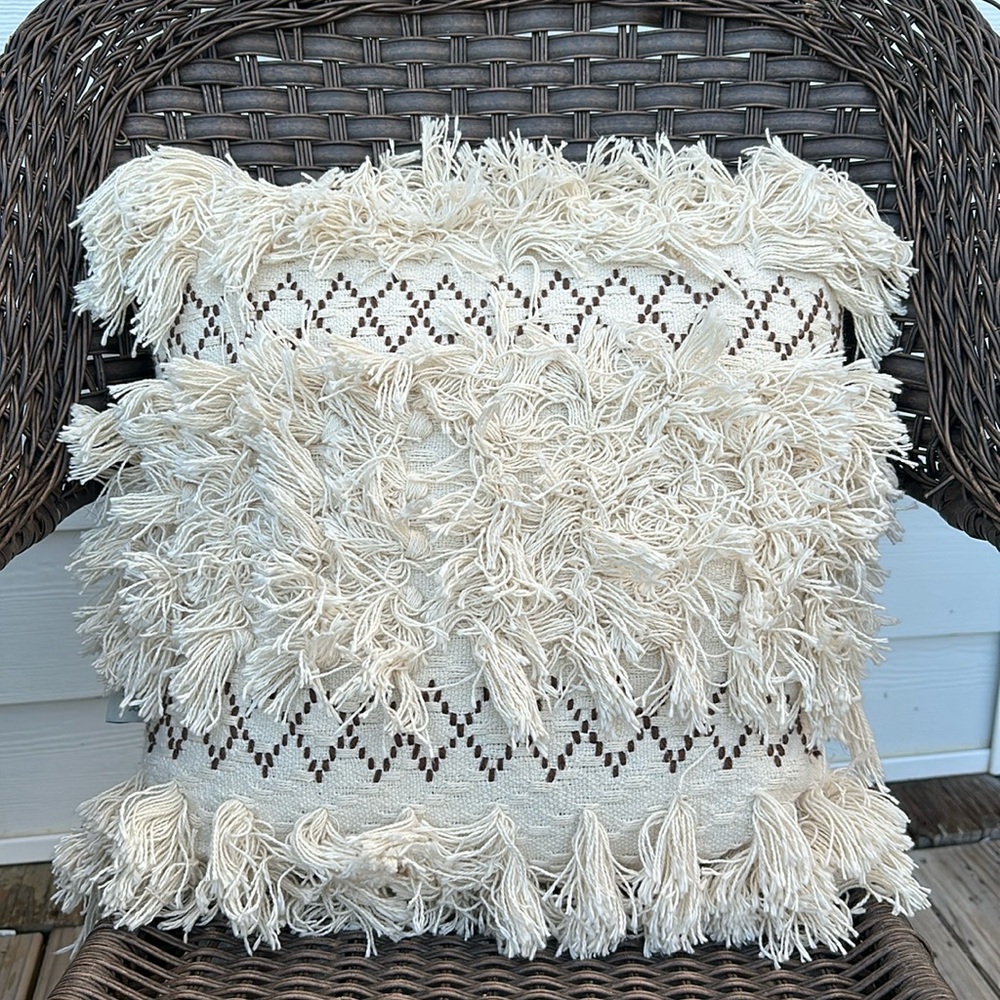 NWT Drew Barrymore Macrame Decorative Throw Pillow